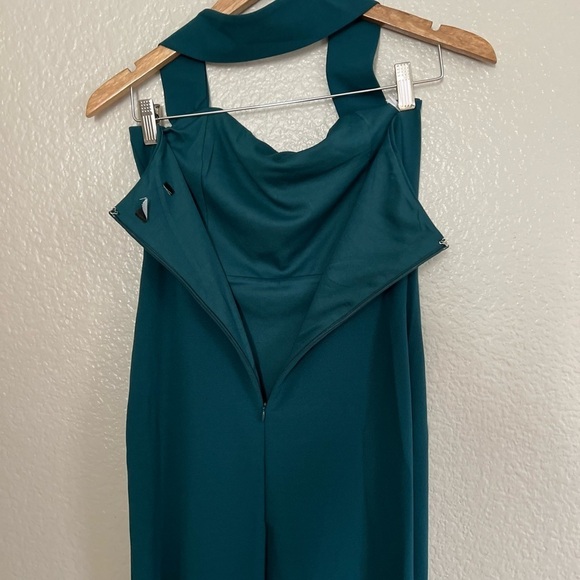 Elegant Behavior Emerald Green Halter Mermaid Maxi Dress! - Picture 7 of 7